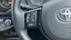 Toyota Yaris 1.5 Hybrid Icon Tech 5dr CVT Hybrid Hatchback